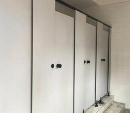 天津廁所隔斷廠家